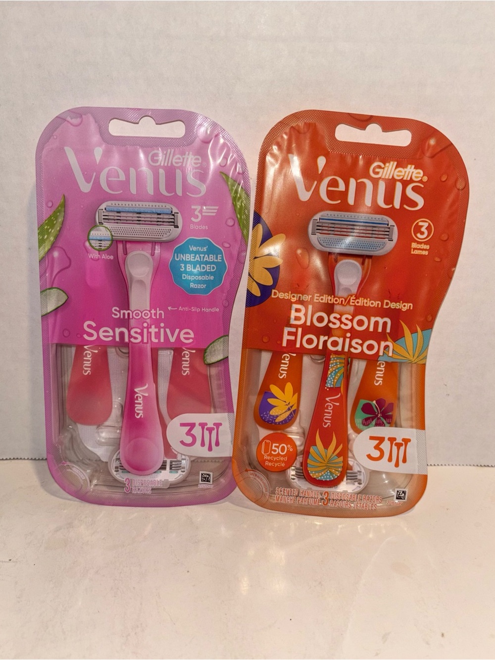 VENUS Smooth Sensitive & Blossom 3-Blade Disposable Razors - Pink & Orange-2 pk